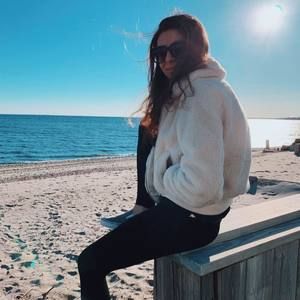 Meet your Posher, Colette